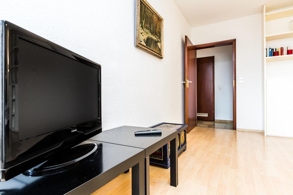 Apartment Koeln Neubrueck Luaran gambar
